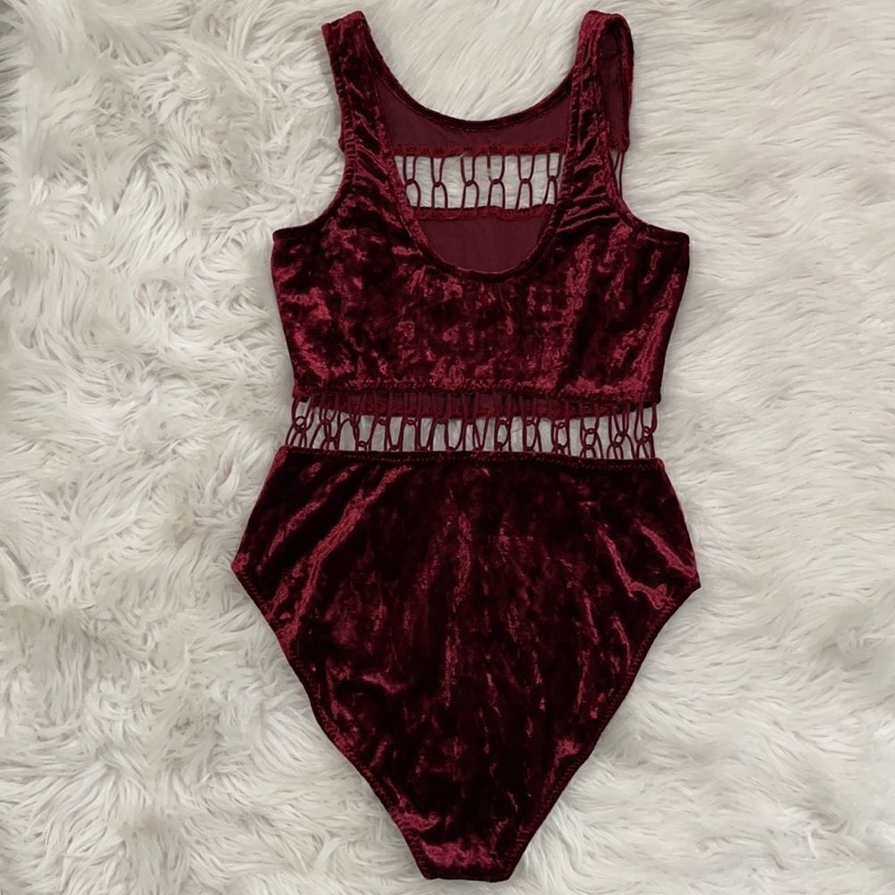 STARING At Stars Crushed Velvet Cutout Bodysuit M - Picture 5 of 15